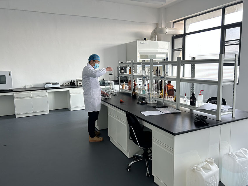 實驗室工作場景